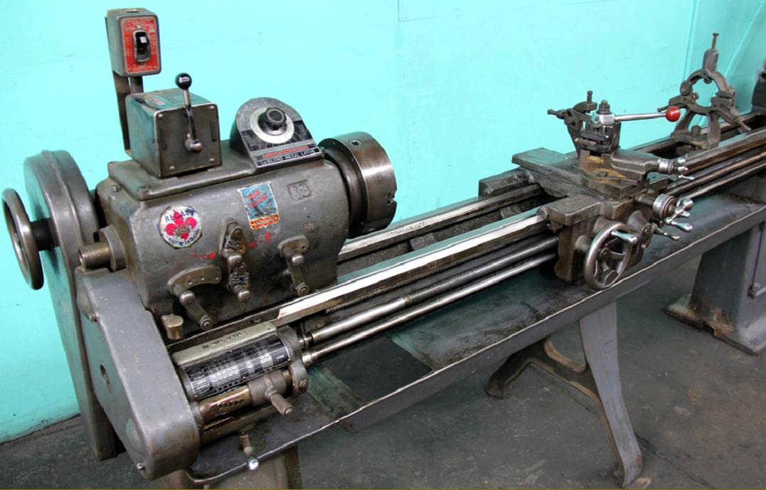 thumbnail image 2 of LeBlond Regal 13-24 Lathe Manual – "Running A Regal" – USA Made Shop Guide 2 of 5